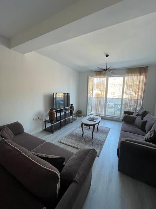 Penthouse With Castle View Apartman Prizren Kültér fotó